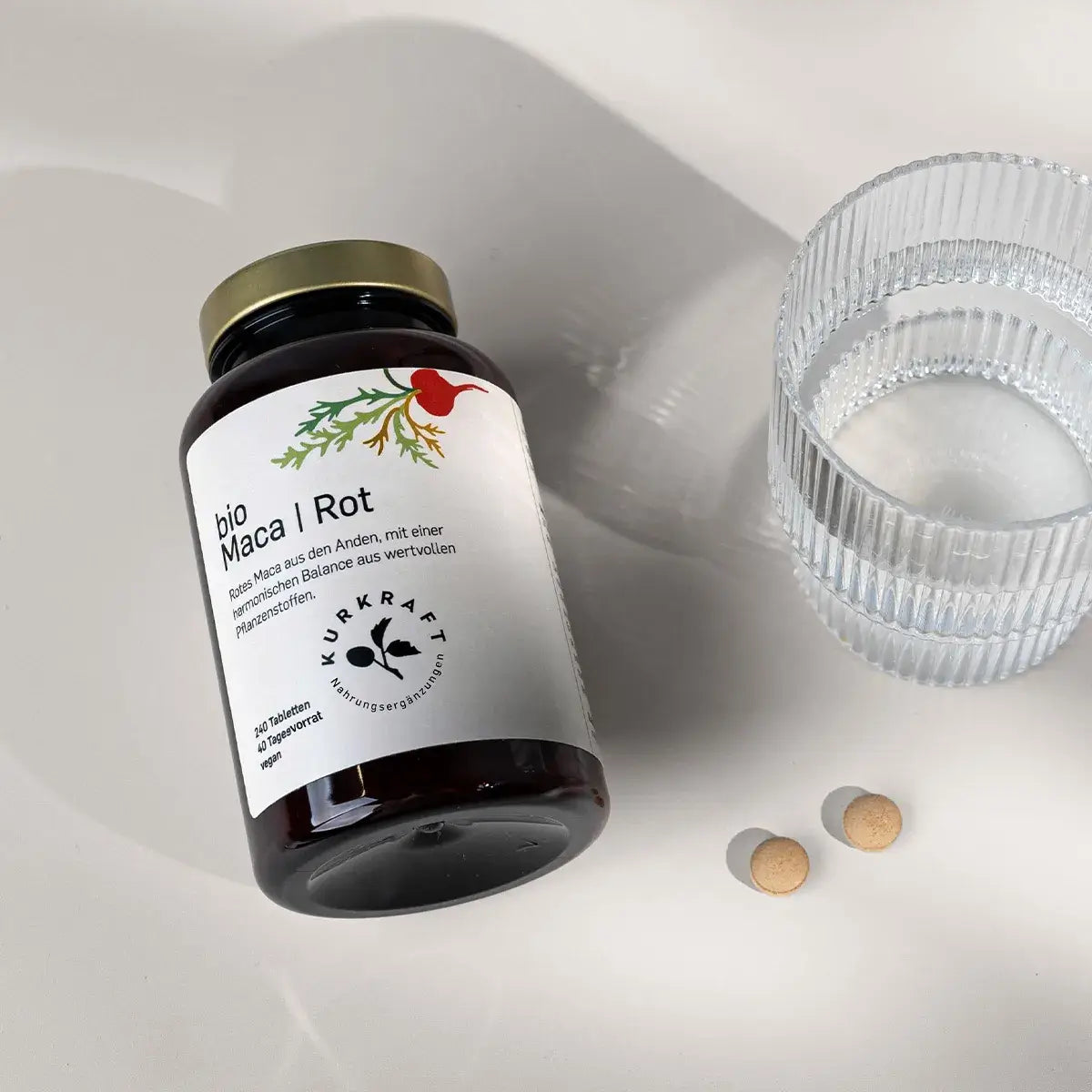 Tagesrhythmus Bio Maca Rot – drei Tabletten morgens, drei mittags zur Mahlzeit